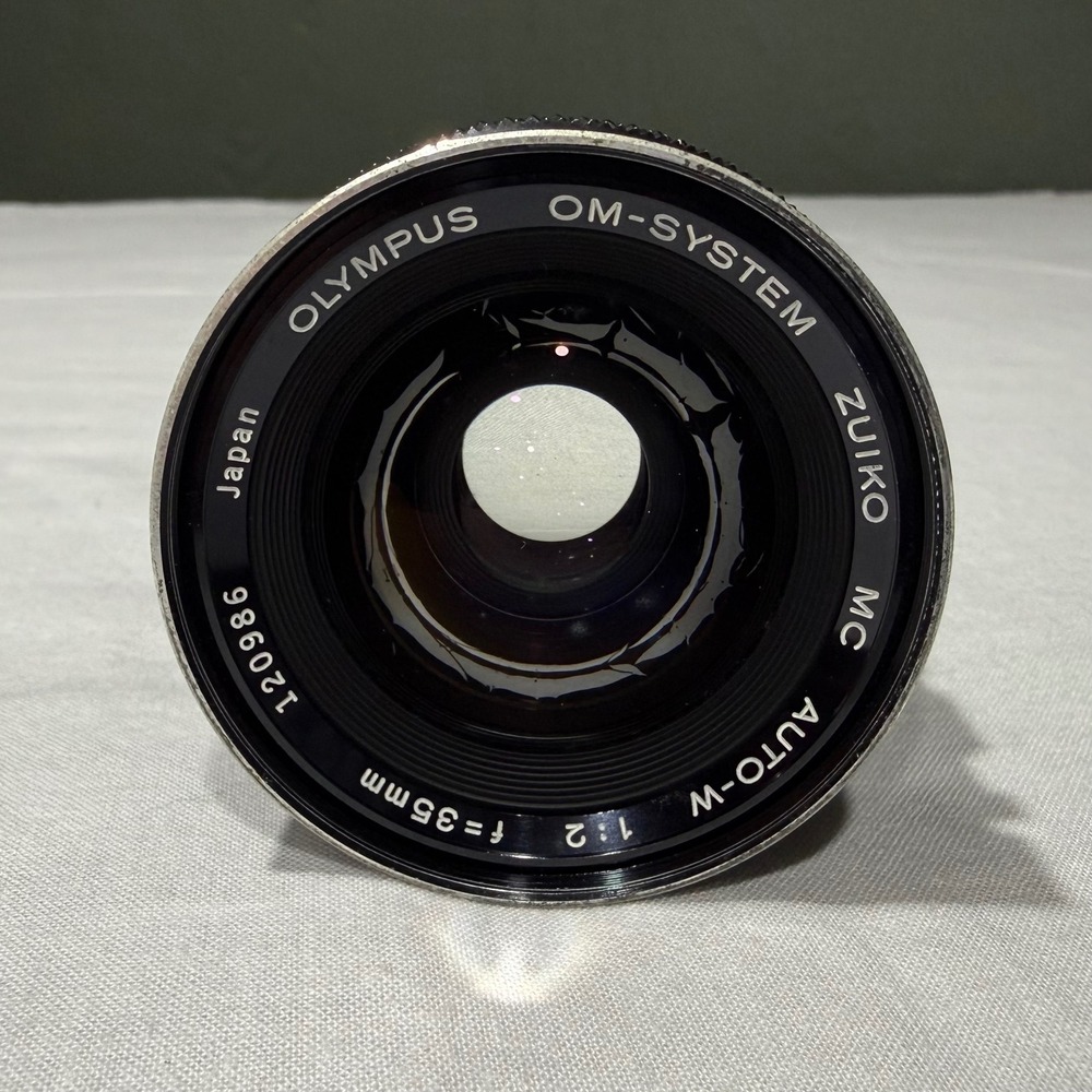 Olympus OM-System Zuiko MC Auto-W 35mm f/2 Wide Angle Lens Japan 120986